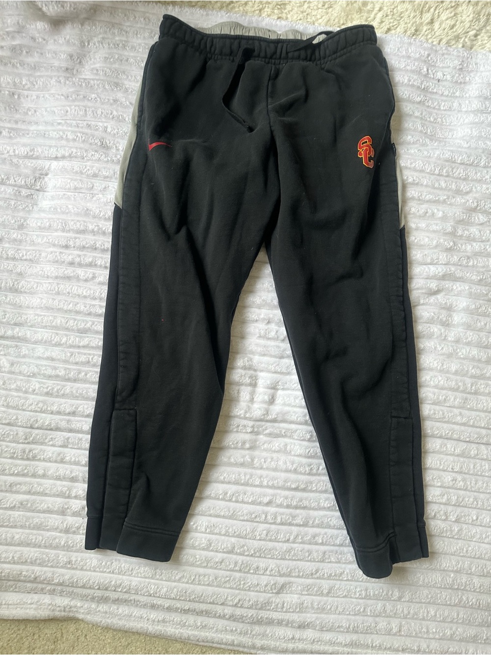Nike Black Men's USC Logo Joggers with Red Accent